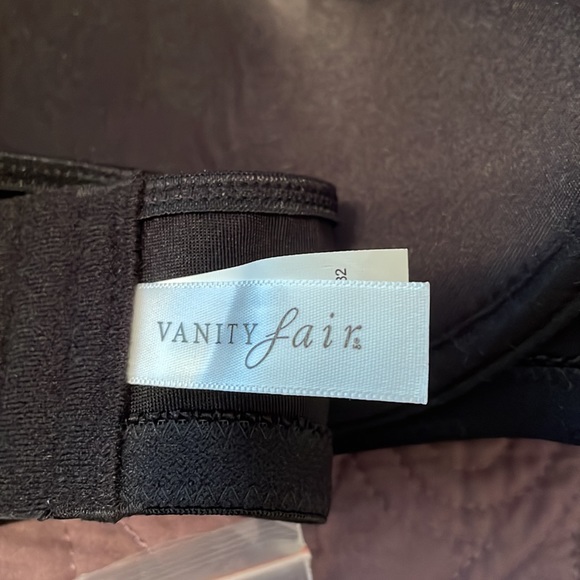 Vanity Fair strapless bra 40D. Brand new! - Picture 2 of 4